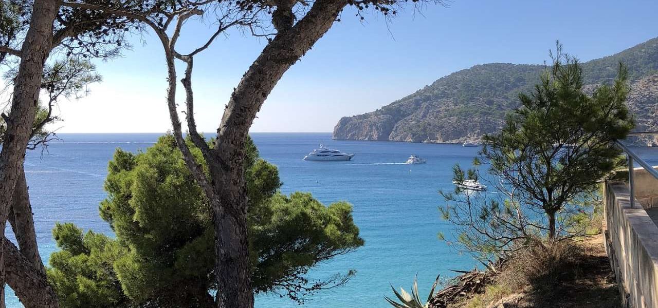 Camp de Mar Bucht Ausgang