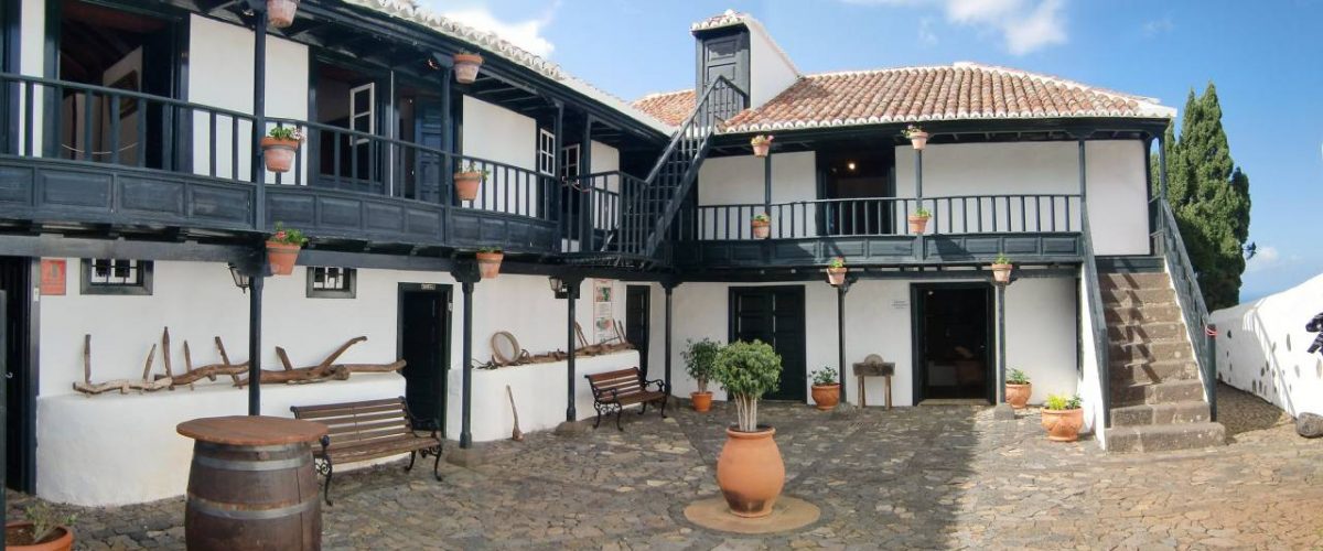 Casa Luján Museum Puntallana