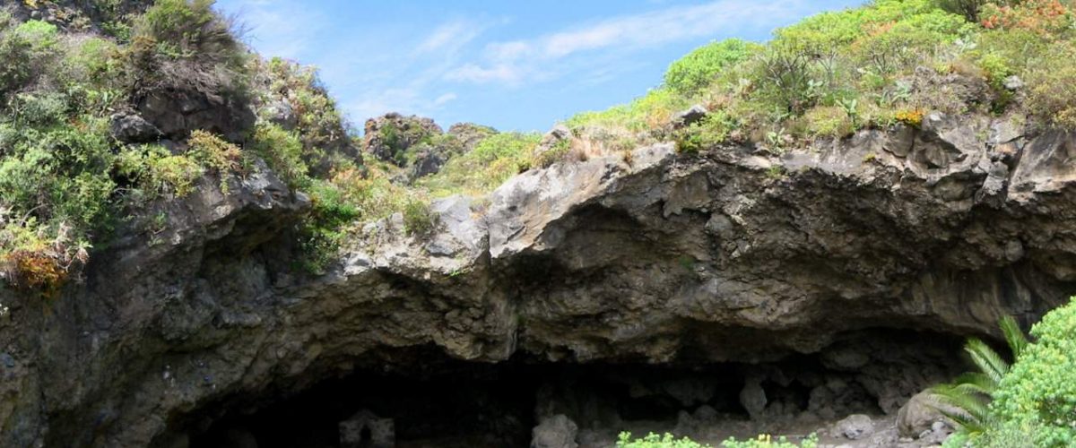 Eingang Höhle von Belmaco