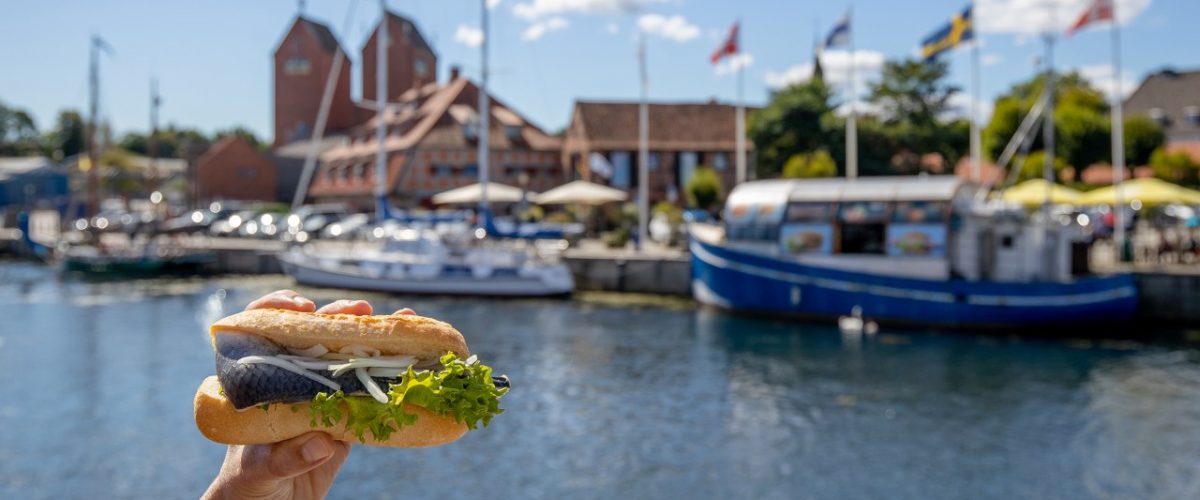 Fischbrötchen ist Kult an der Ostsee