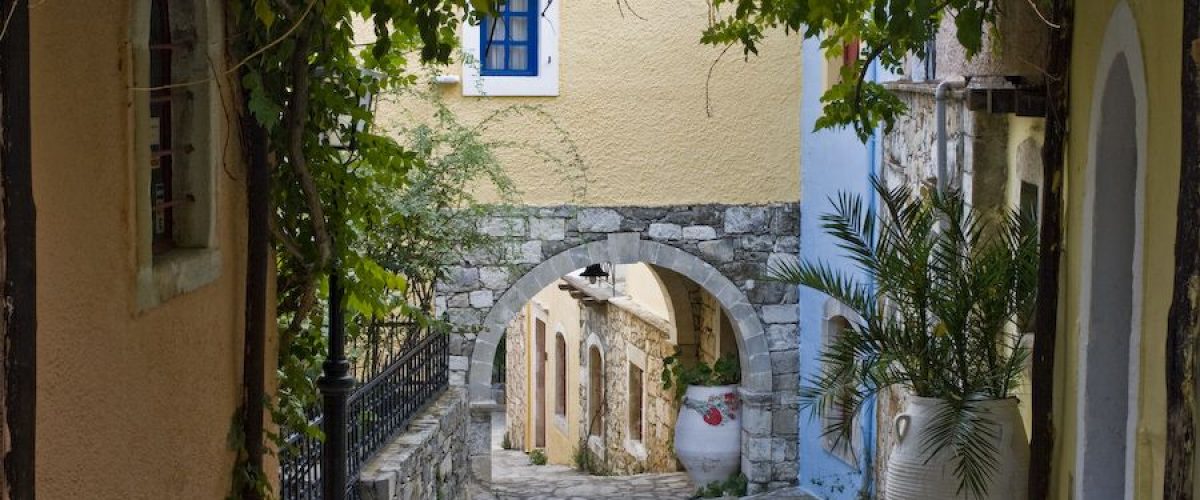 Gasse in Arolithos