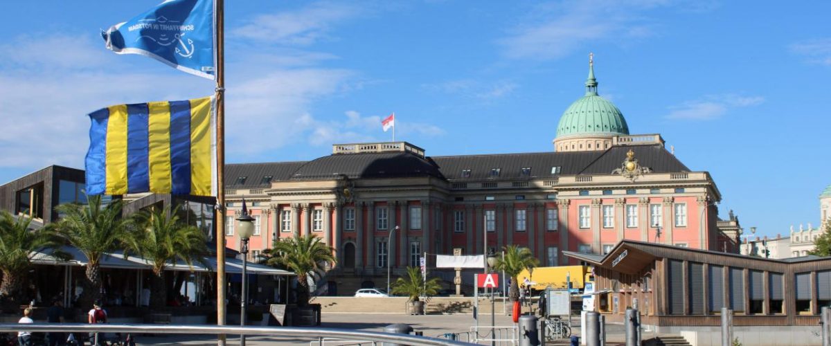 Lange Brücke Potsdam Startpunkt Schlössertour
