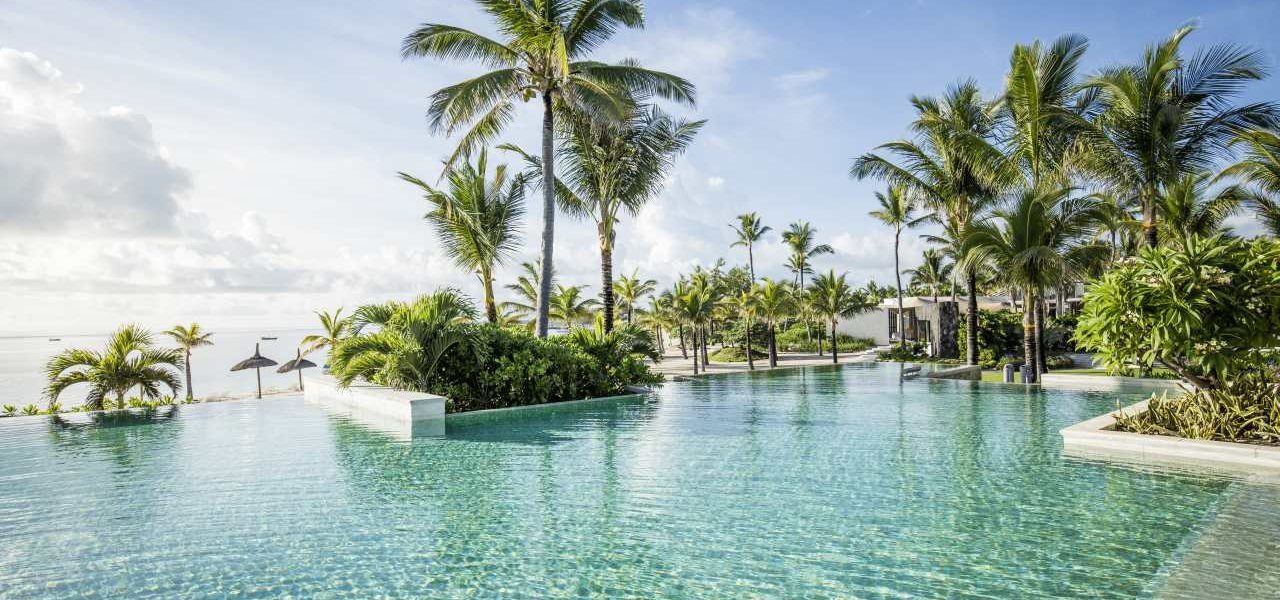 Long Beach Resort Mauritius Adult-Only Infinity-Pool