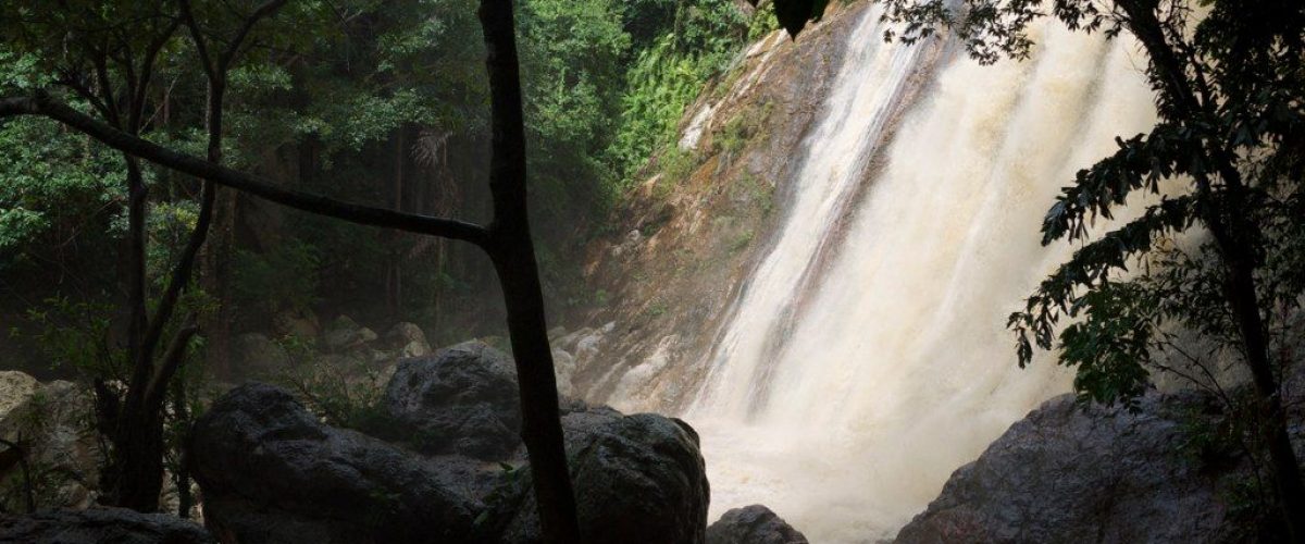 Na Muang Wasserfall Regenzeit Na Muang Wasserfall Regenzeit