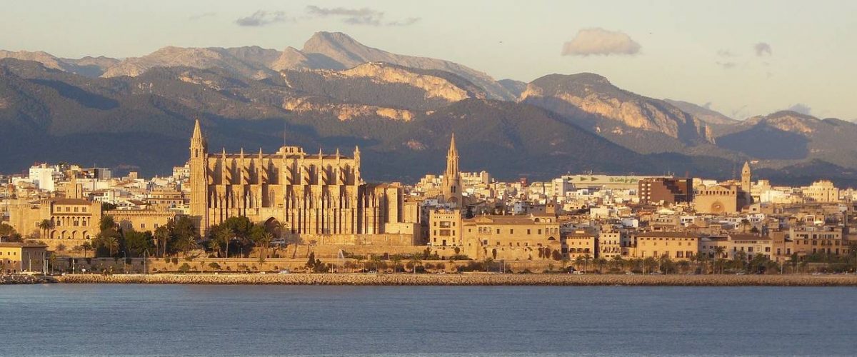 Palma de Mallorca von der Wasserseite