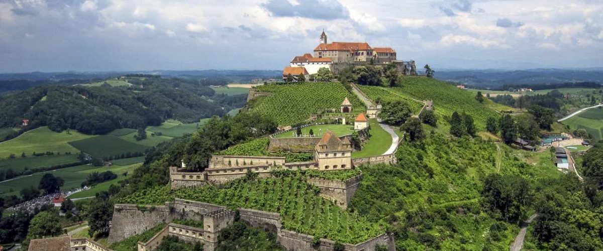 Riegersburg Vulkanfelsen Südsteiermark