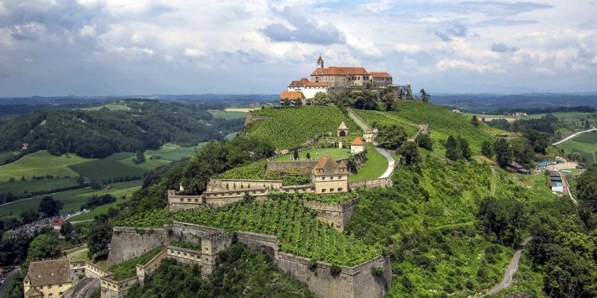Riegersburg Vulkanfelsen Südsteiermark