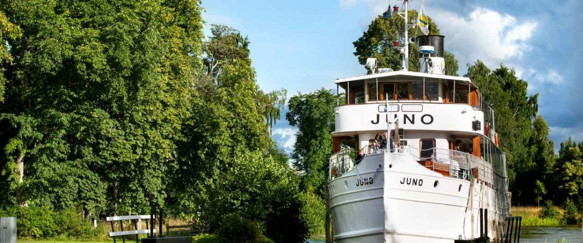 Schiff auf dem Götakanal zwischen Vänern und Vättern