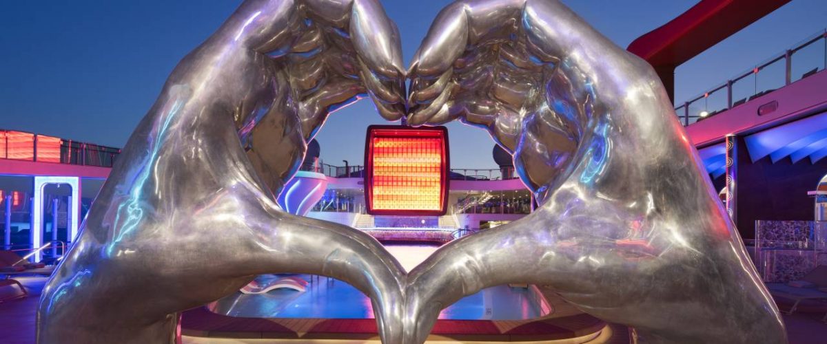 Skulptur Meeting Hearts Celebrity Apex