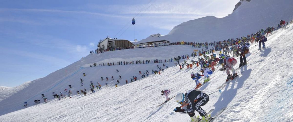 Start Skirennen Der weisse Rausch am Vallugagrat