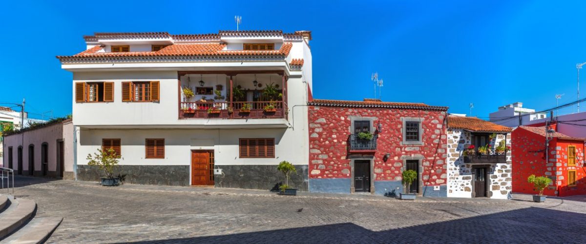Straßenzug in Santa Brigida Gran Canaria