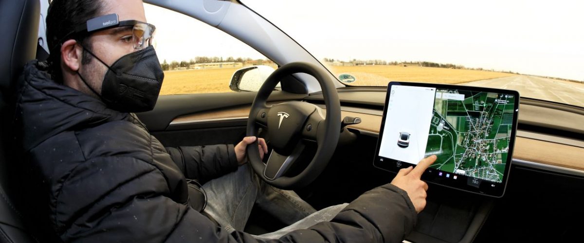 Tesla Model 3 - Eingabe per Touchscreen