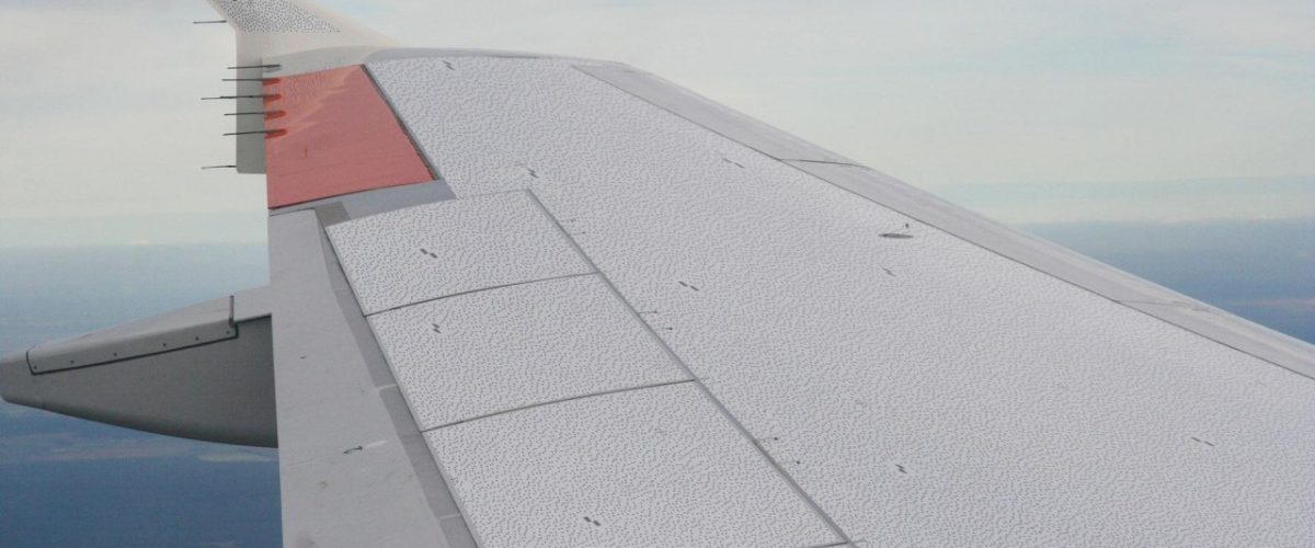 Verformung Flugzeug-Tragfläche