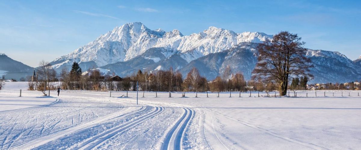 Winterlandschaft mit Langlaufloipen Saalfelden Leogang