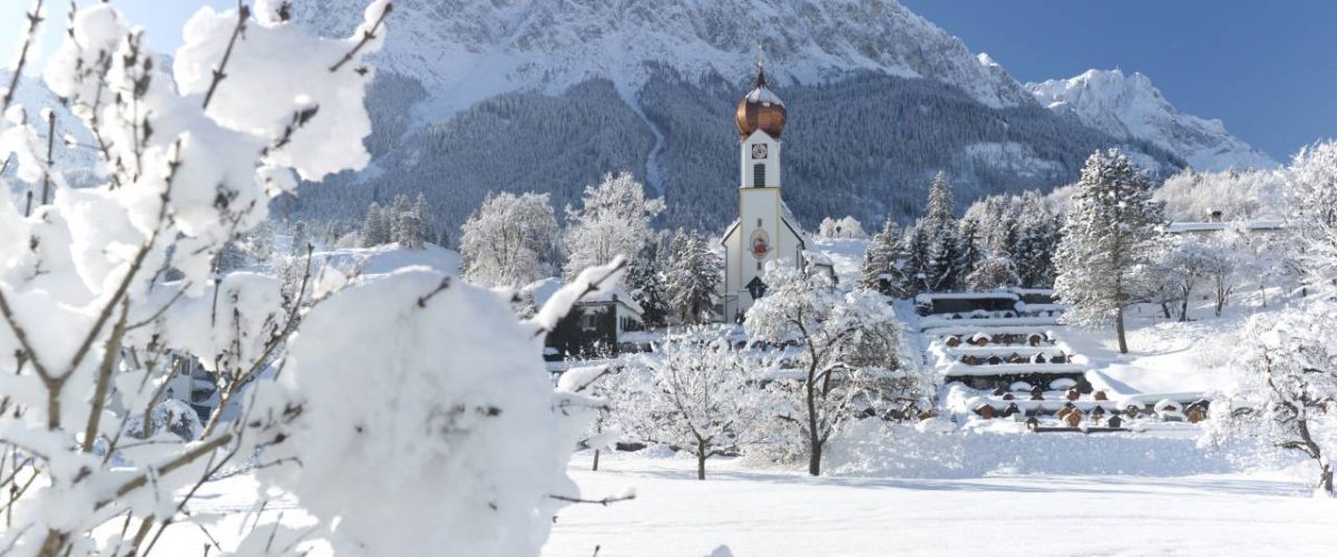 Winterliches Zugspitzdorf Grainau